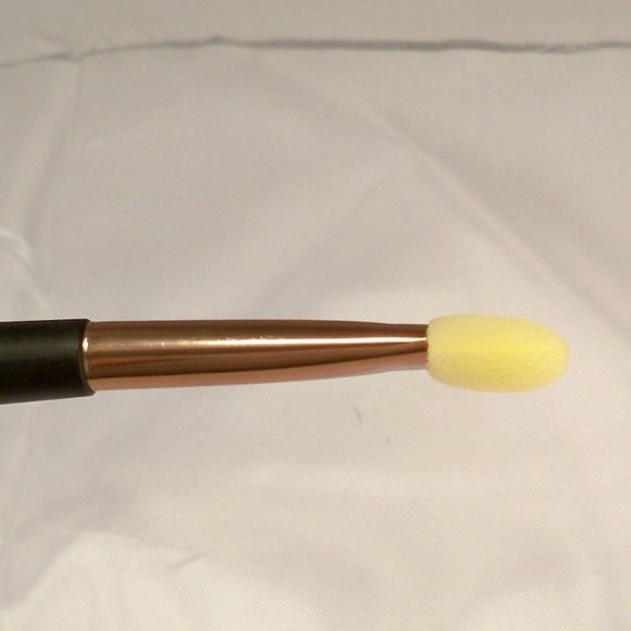 New Quality 7 piece Cosmetic Makeup Brush Set - Picture 5 of 11